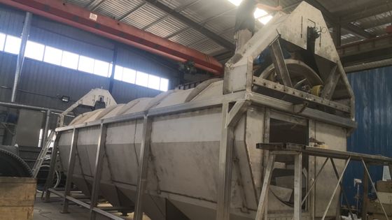 Máy rửa khoai tây tươi bằng thép carbon 20t / H 15kw